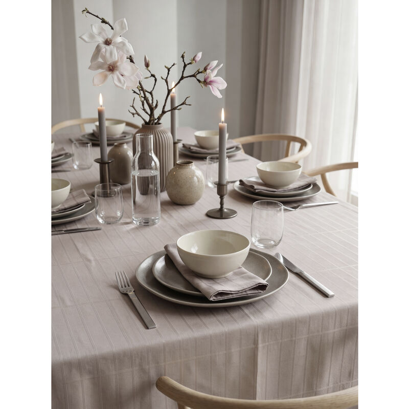 Essence &ndash; Suite One Dug