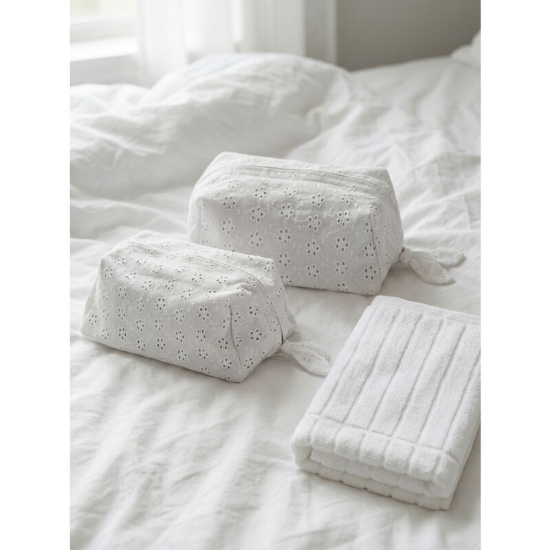 Weekend Stories &ndash; Suite One Toilettaske