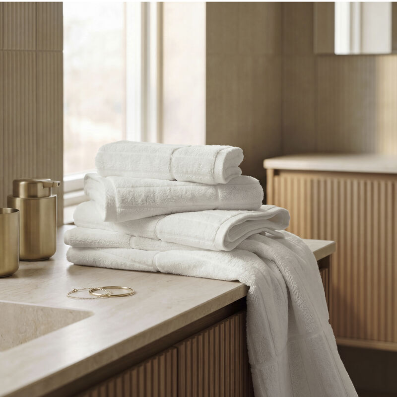 Essence &ndash; Suite One H&aring;ndkl&aelig;de